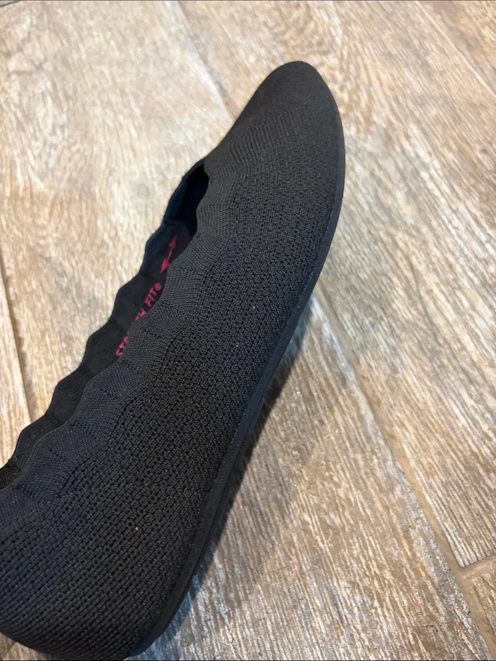 Skechers Women's Cleo Black Knit Slip-On Ballet Flats size 9.5 wide